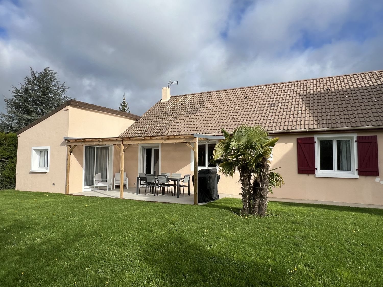 Maison à vendre, 140m², Bû