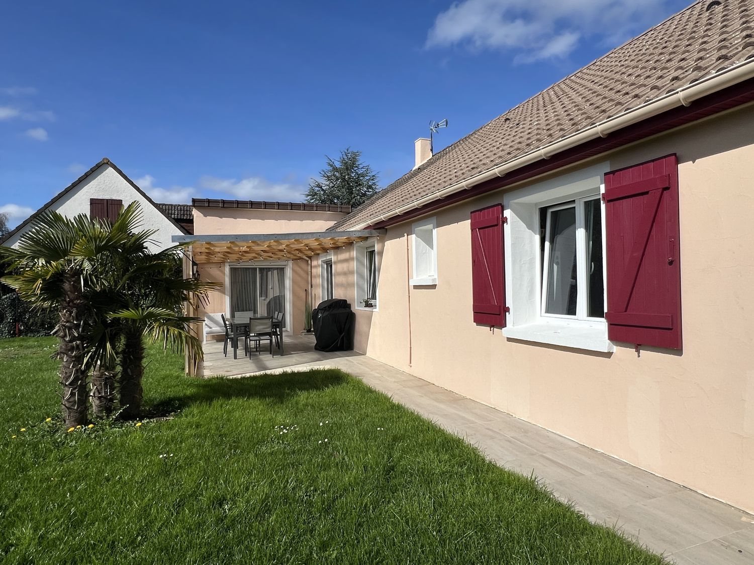 Maison à vendre, 140m², Bû