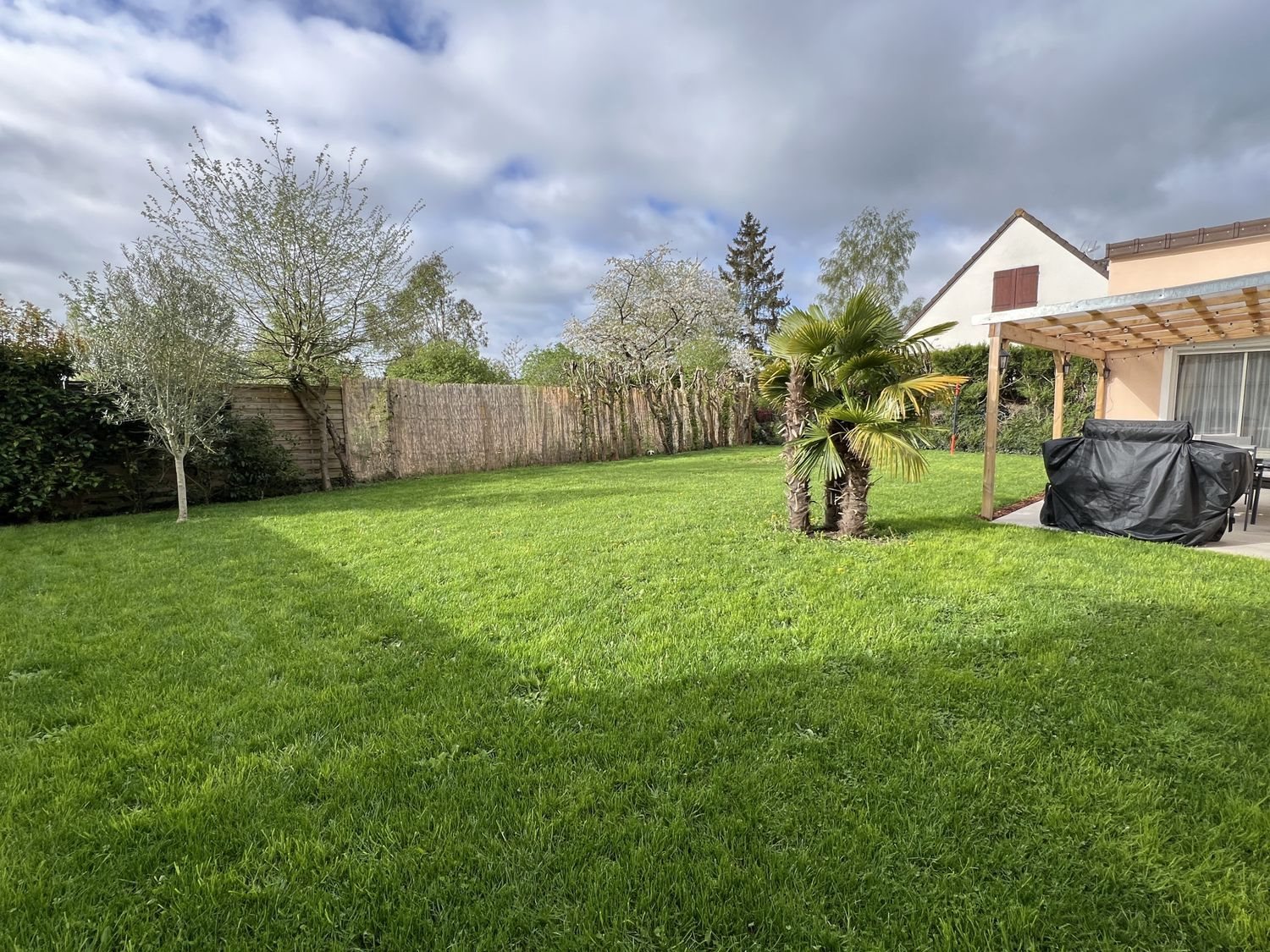 Maison à vendre, 140m², Bû