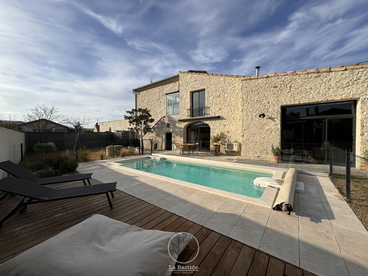 Maison à vendre, 220m², Saint-Marcel-lès-Sauzet