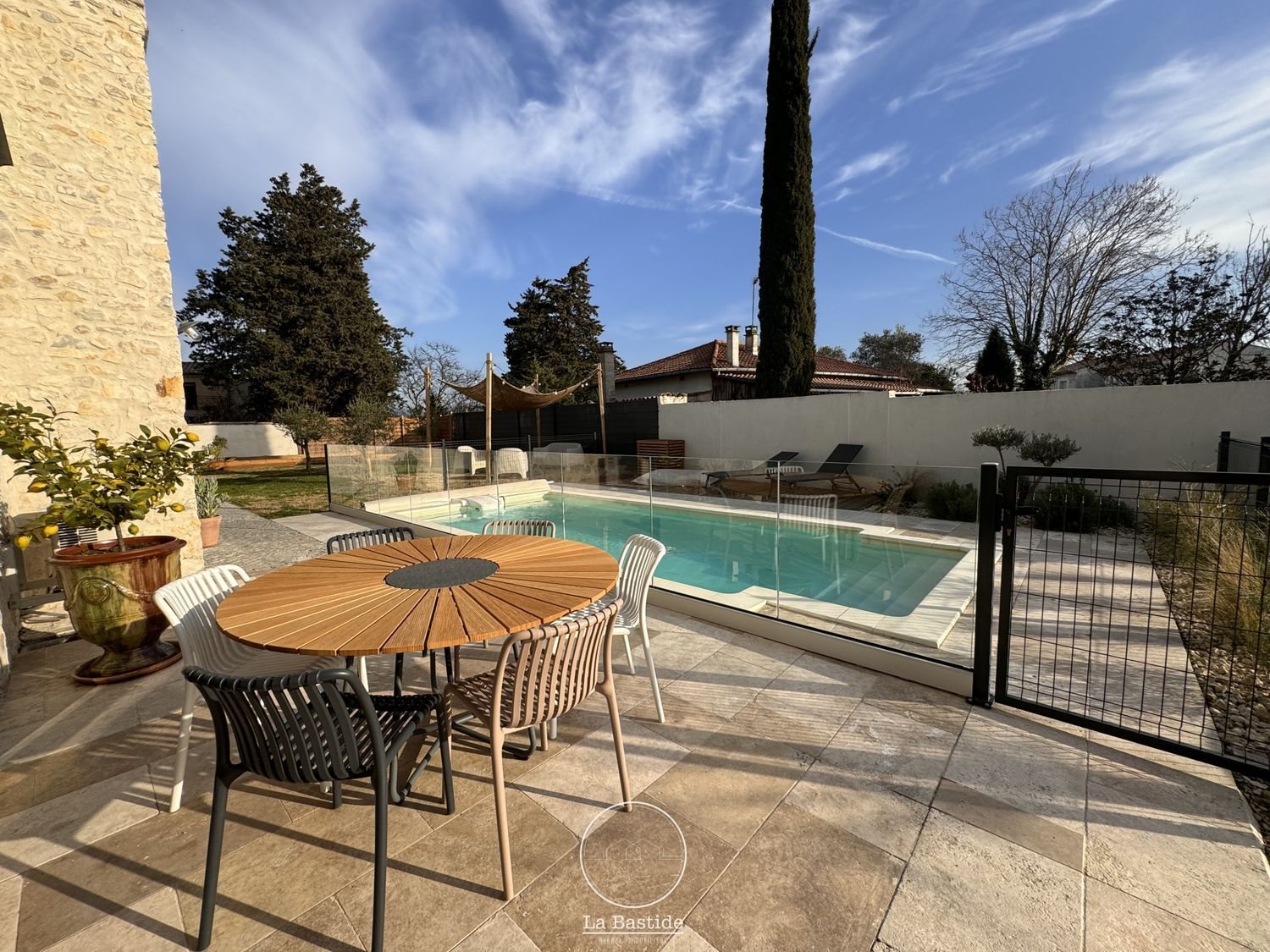 Maison à vendre, 220m², Saint-Marcel-lès-Sauzet
