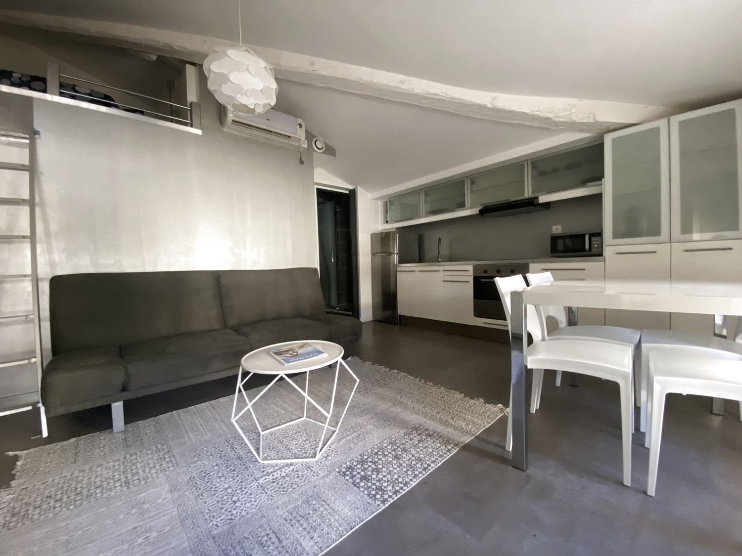 Appartement à vendre, 23m², Vias