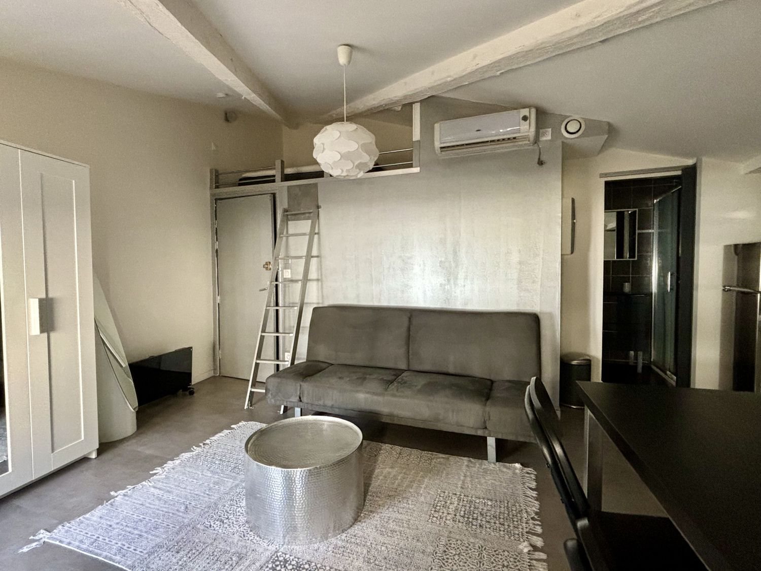 Appartement à vendre, 23m², Vias