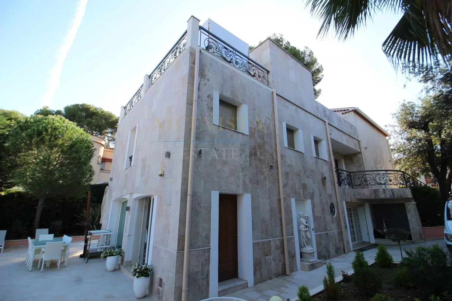 Maison à vendre, 380m², Roquebrune-Cap-Martin