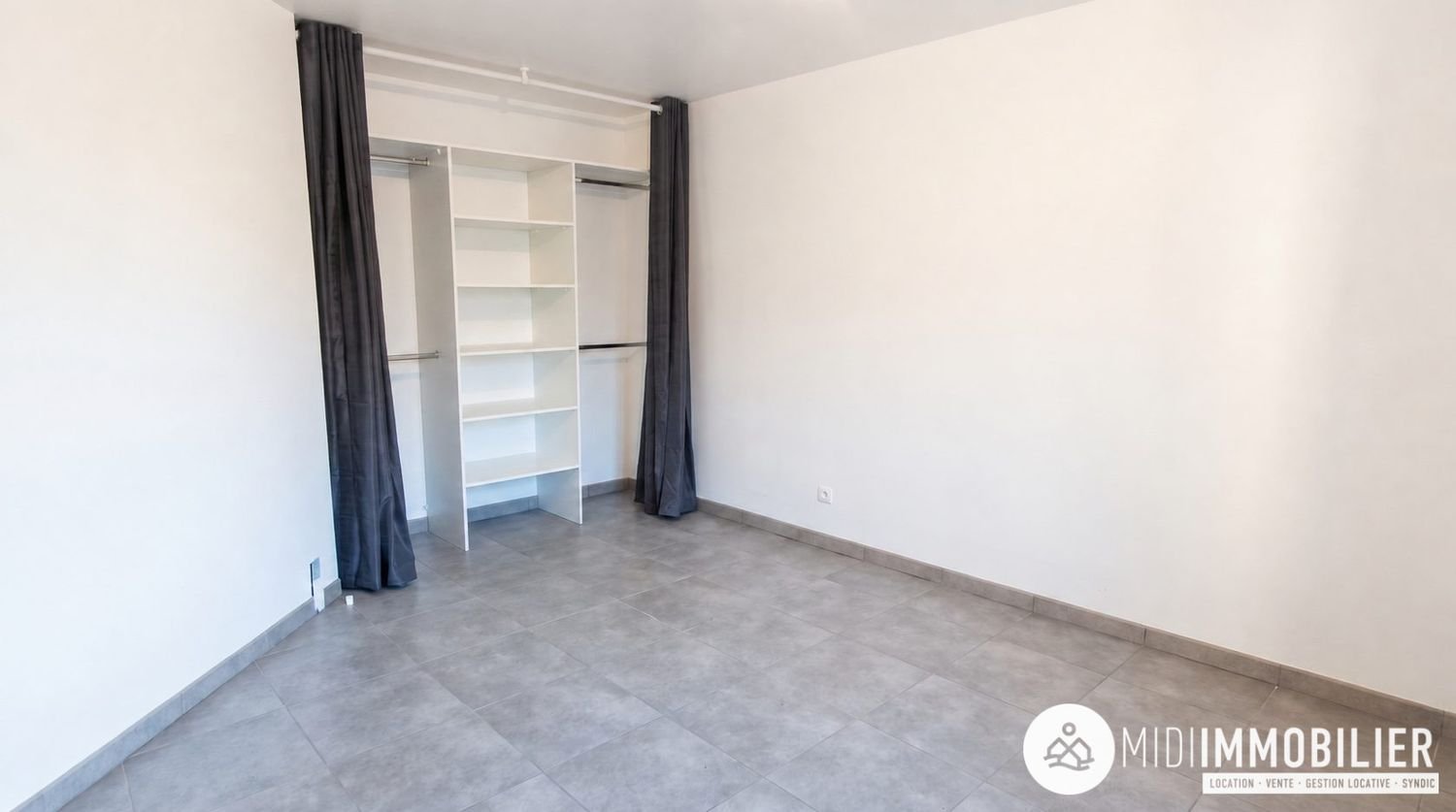 Appartement à louer, 77m², Arthès