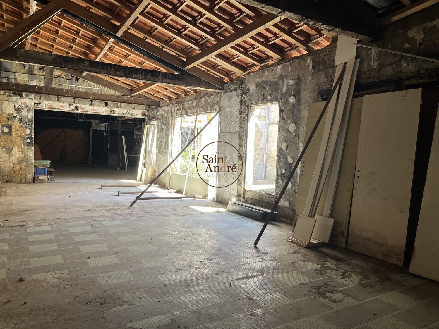 Appartement à vendre, 365m², Angoulême