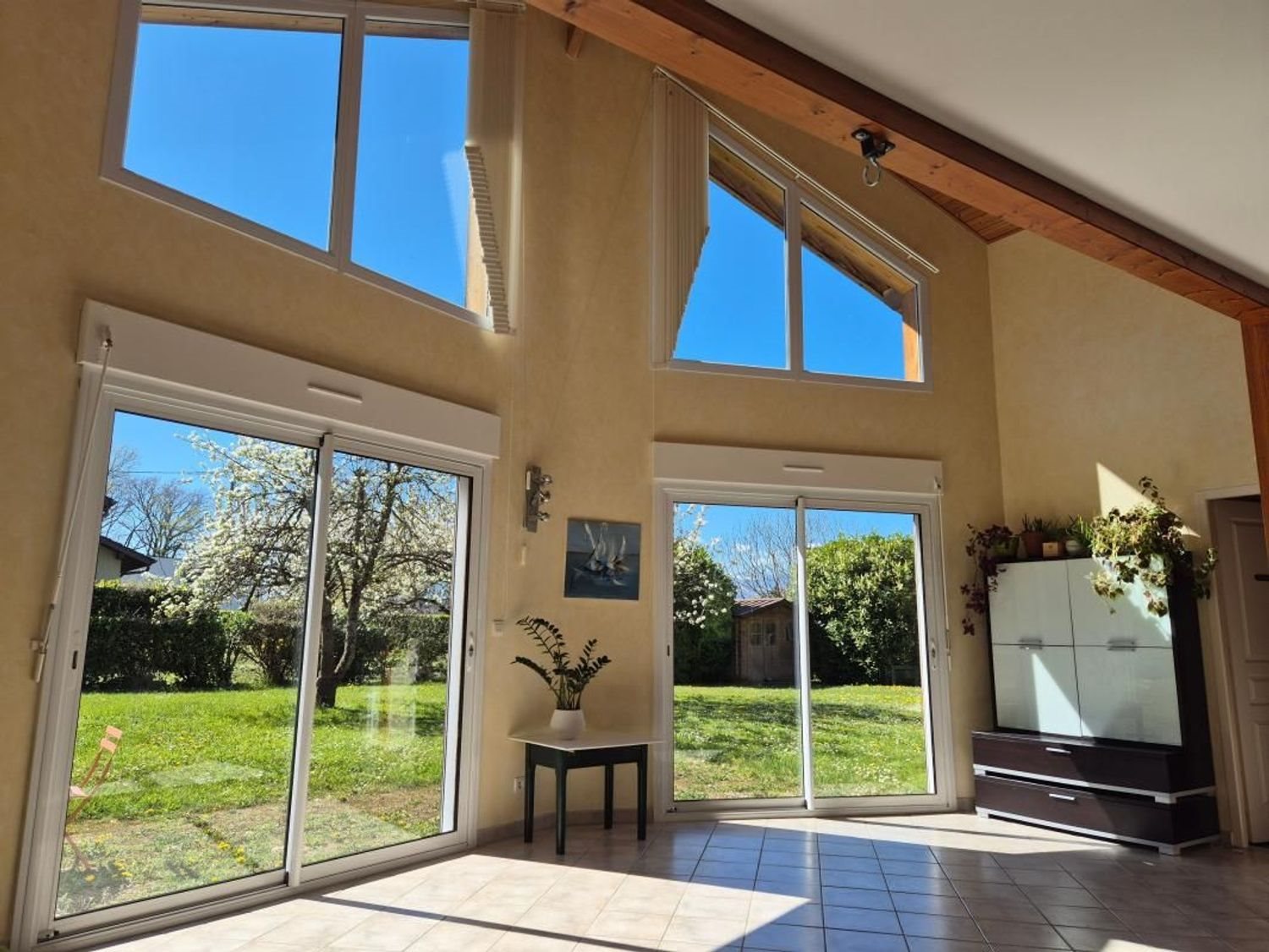 Maison à vendre, 107m², Nernier