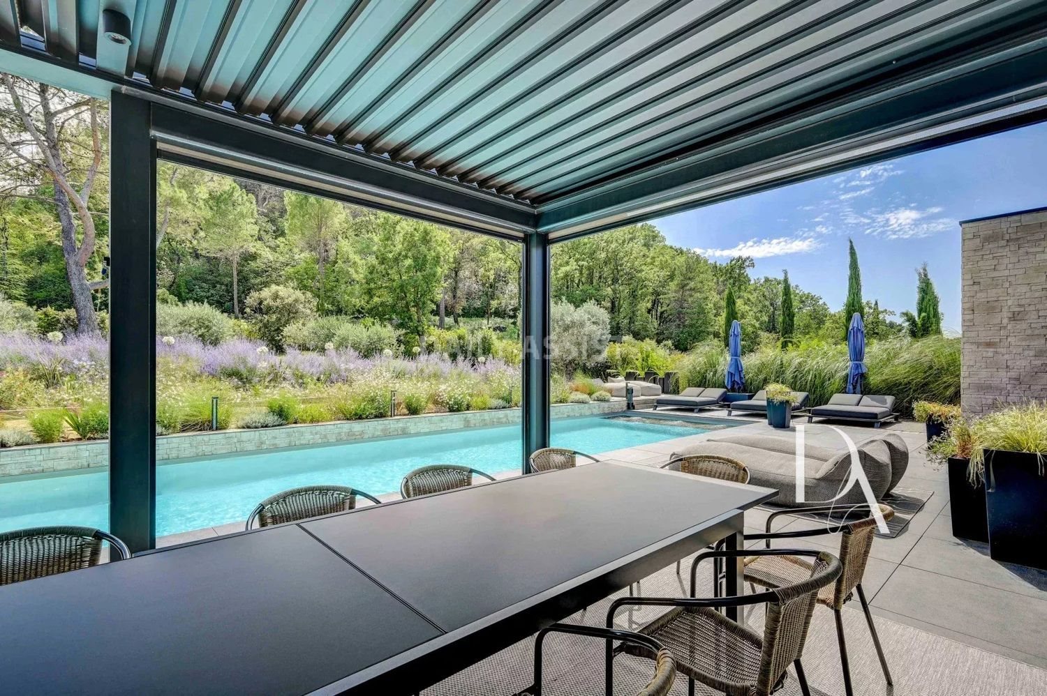 Maison à vendre, 232m², Meyreuil