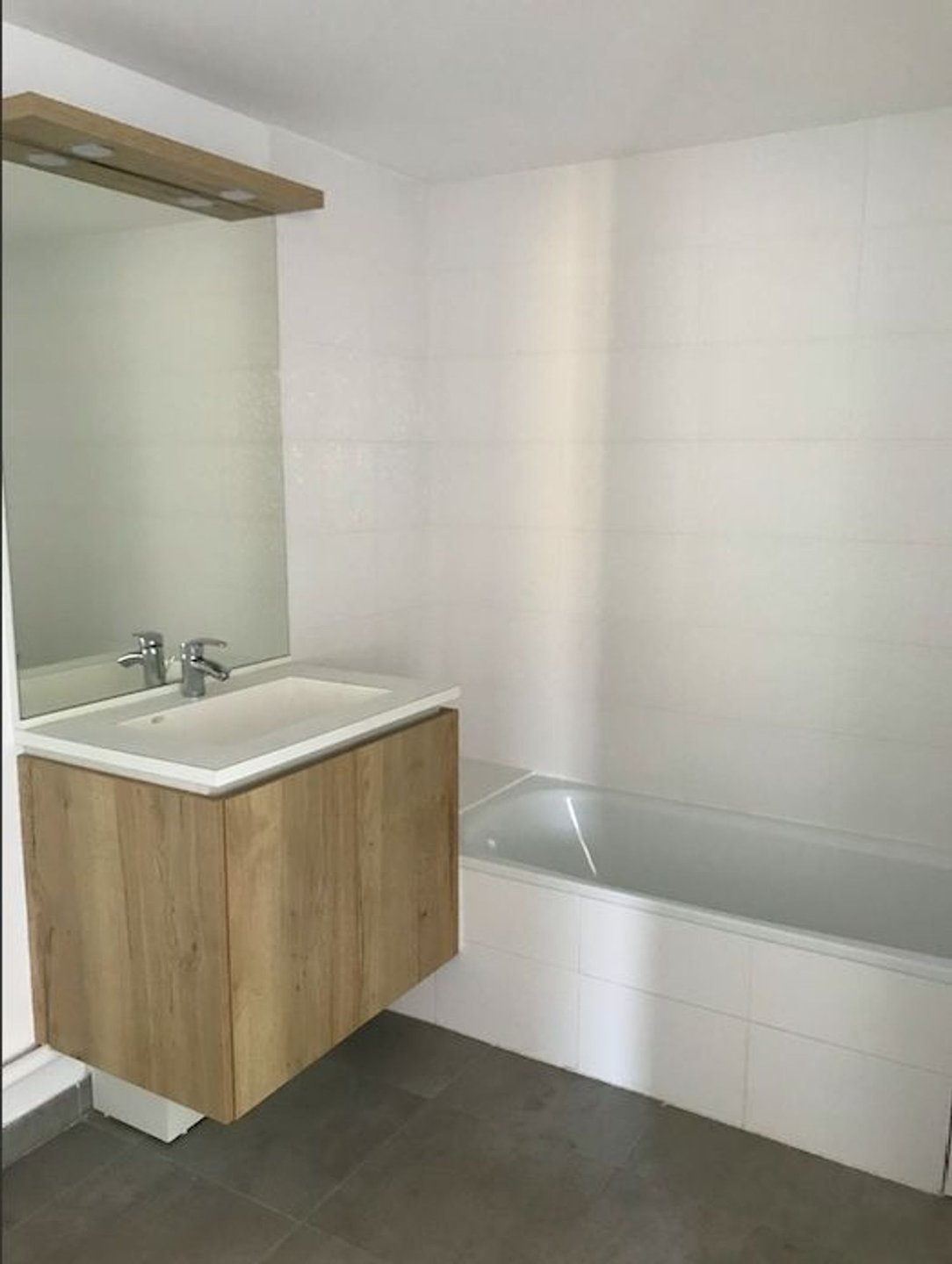Appartement à louer, 33m², Bron