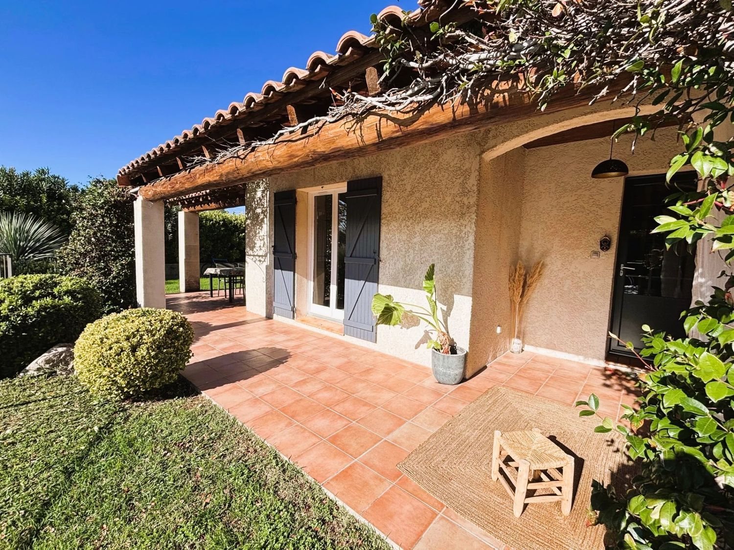 Maison à vendre, 164m², Mollégès