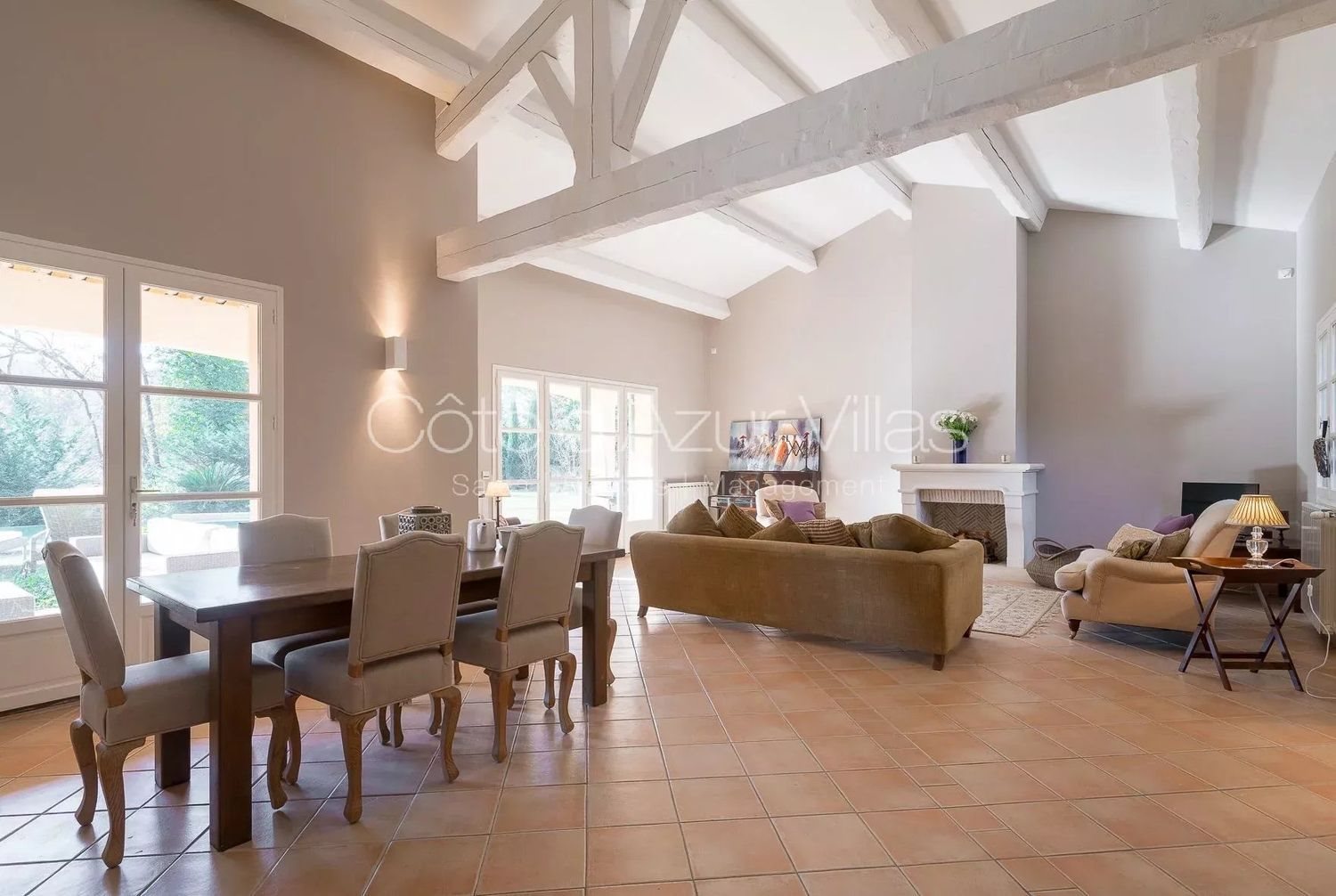 Maison à louer, 170m², Opio