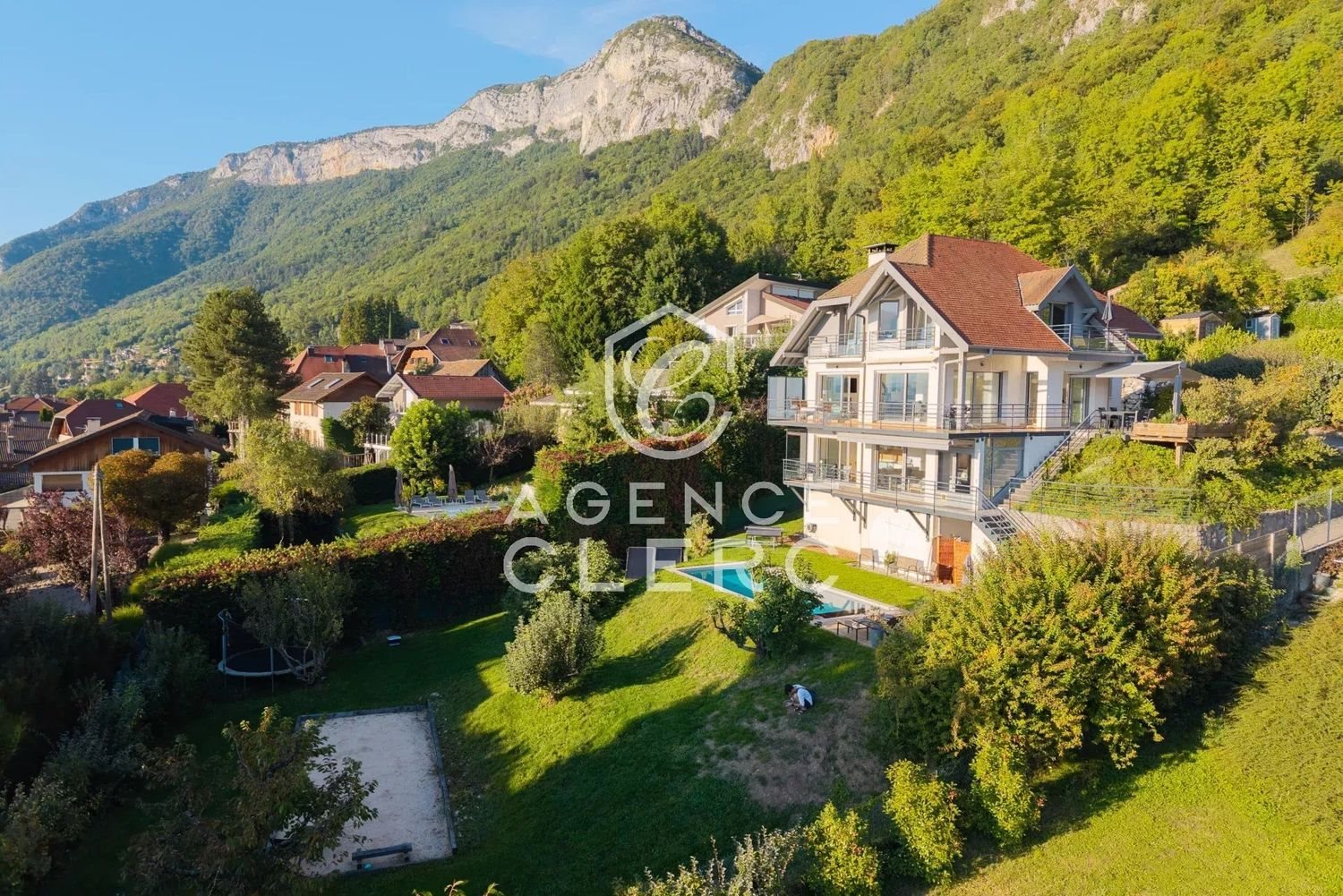 Maison à vendre, 244m², Veyrier-du-Lac