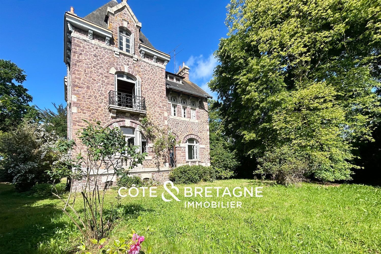 Maison à vendre, 248m², Etables-sur-Mer