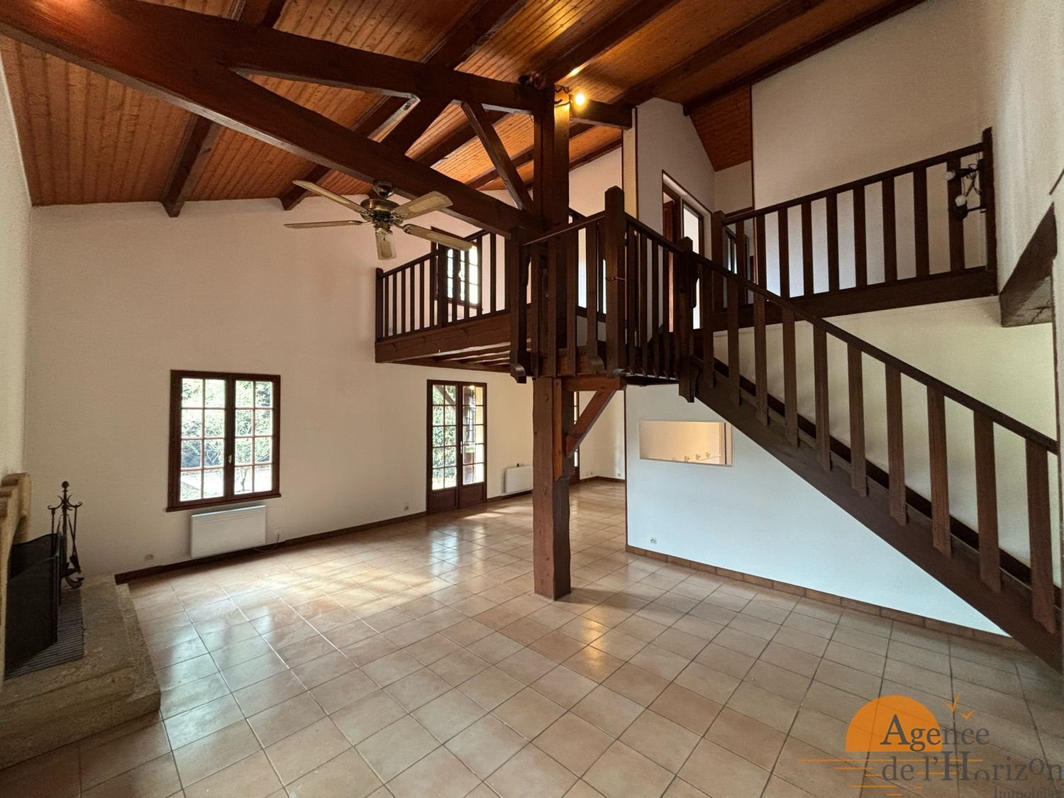 Maison à louer, 122m², Arès
