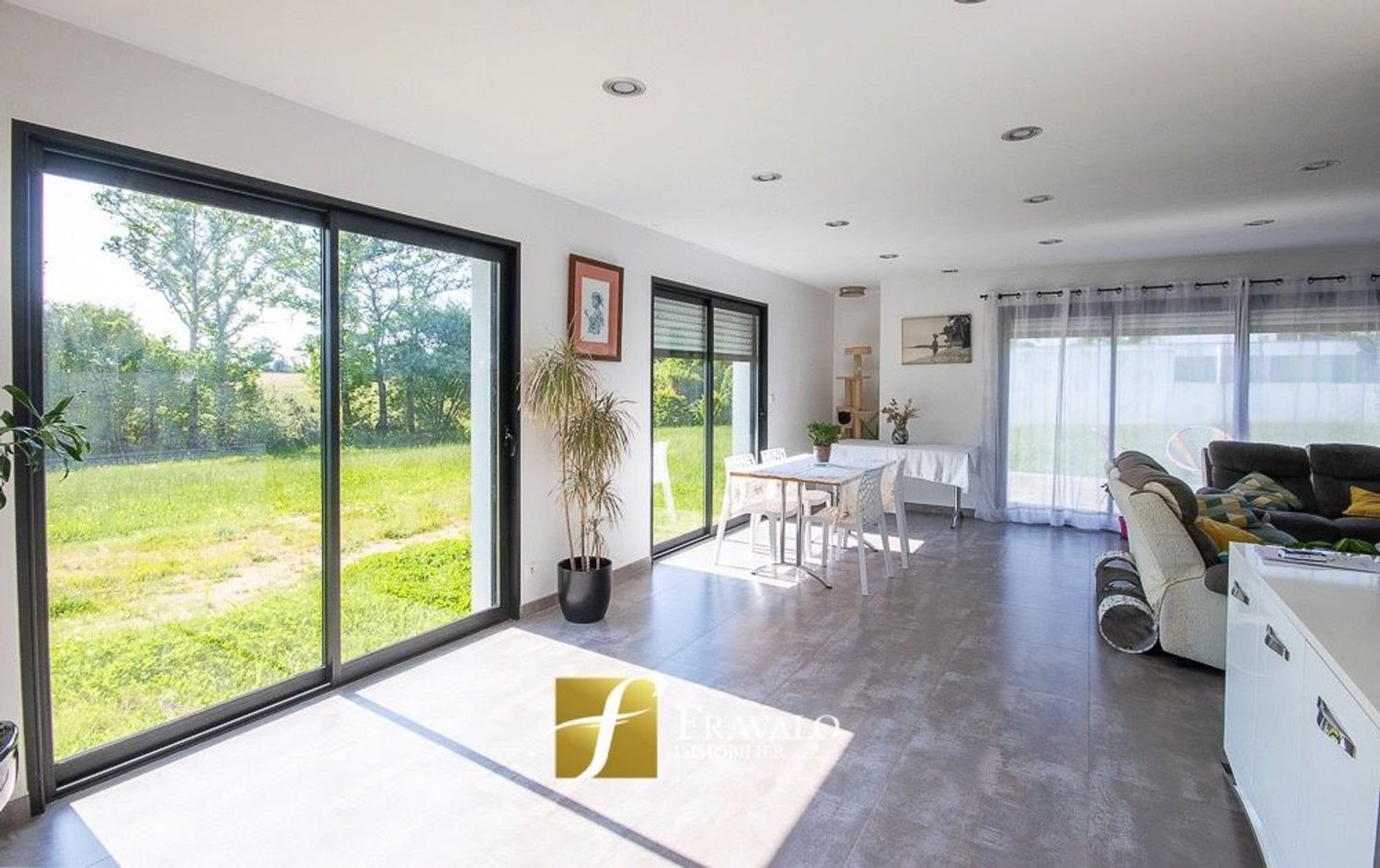 Maison à vendre, 153m², Plougoumelen
