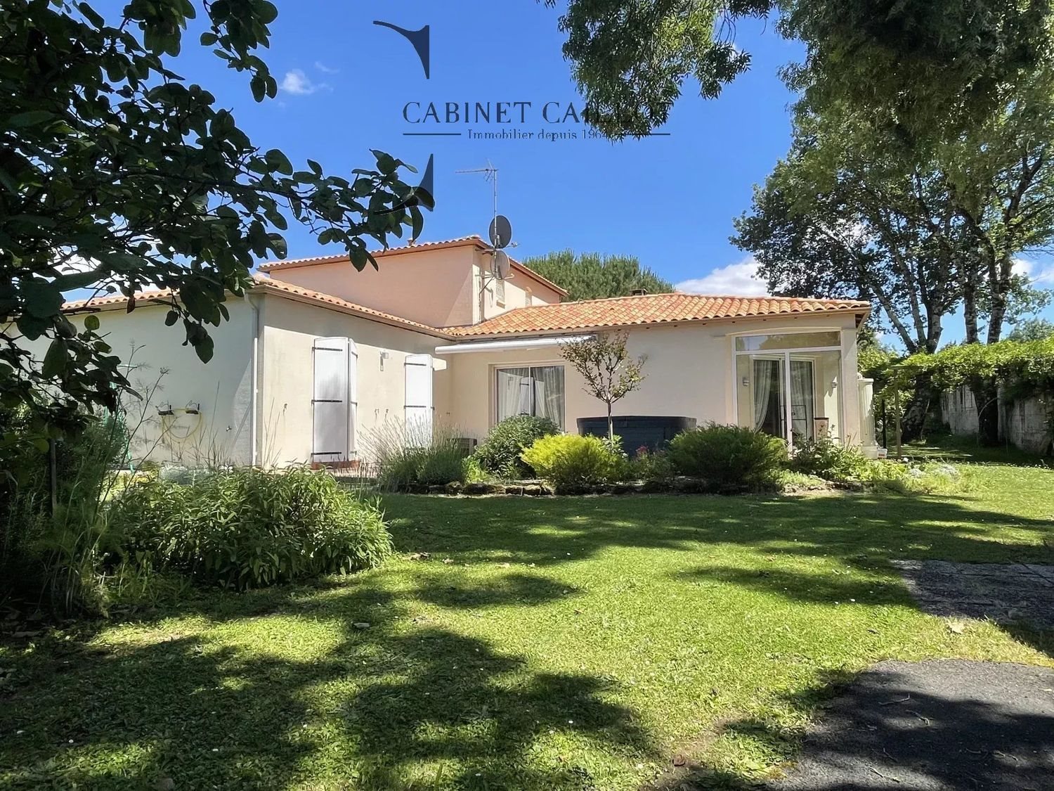 Maison à vendre, 205m², Thénac