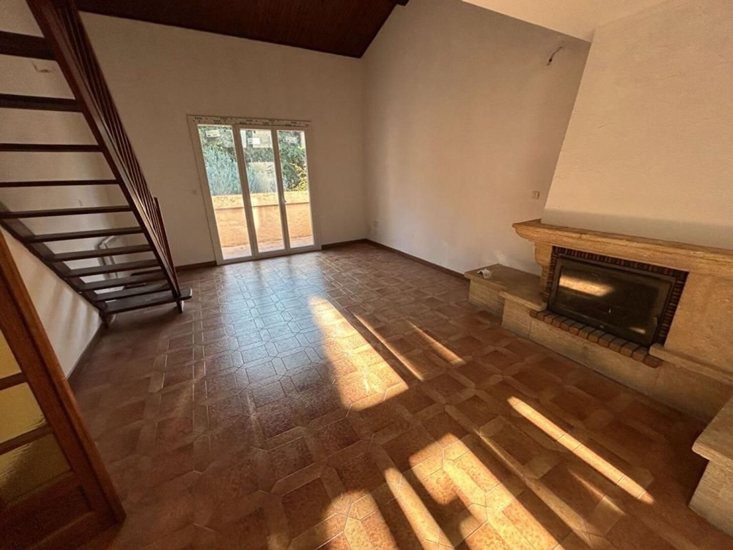 Appartement à louer, 103m², Marignane