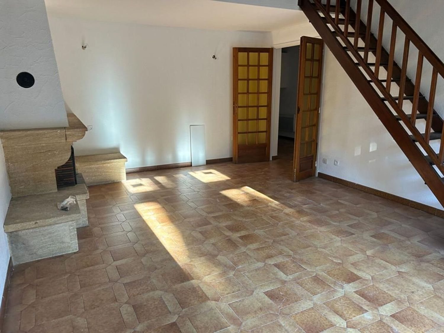 Appartement à louer, 103m², Marignane