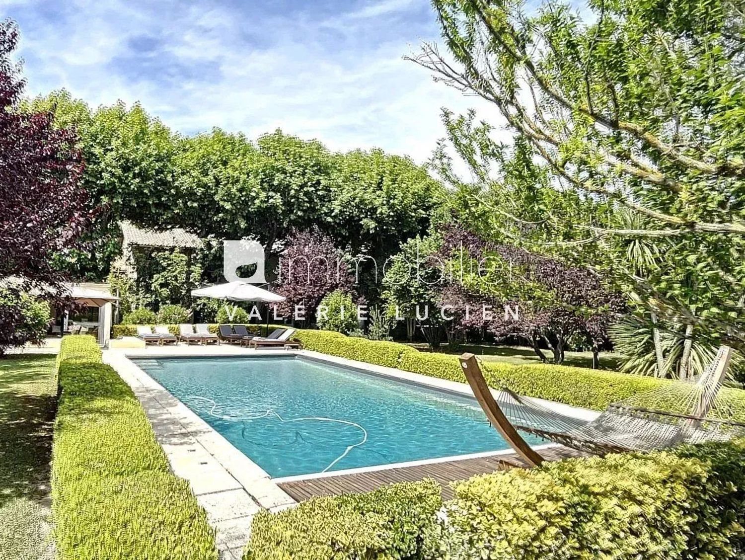 Maison à louer, 450m², Cabannes