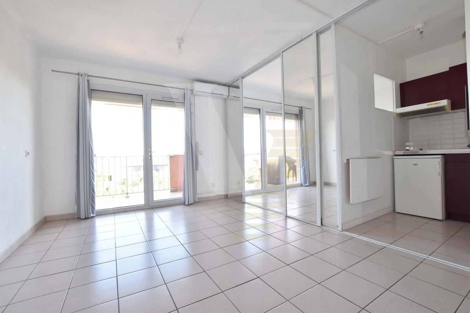 Appartement à louer, 28m², Béziers