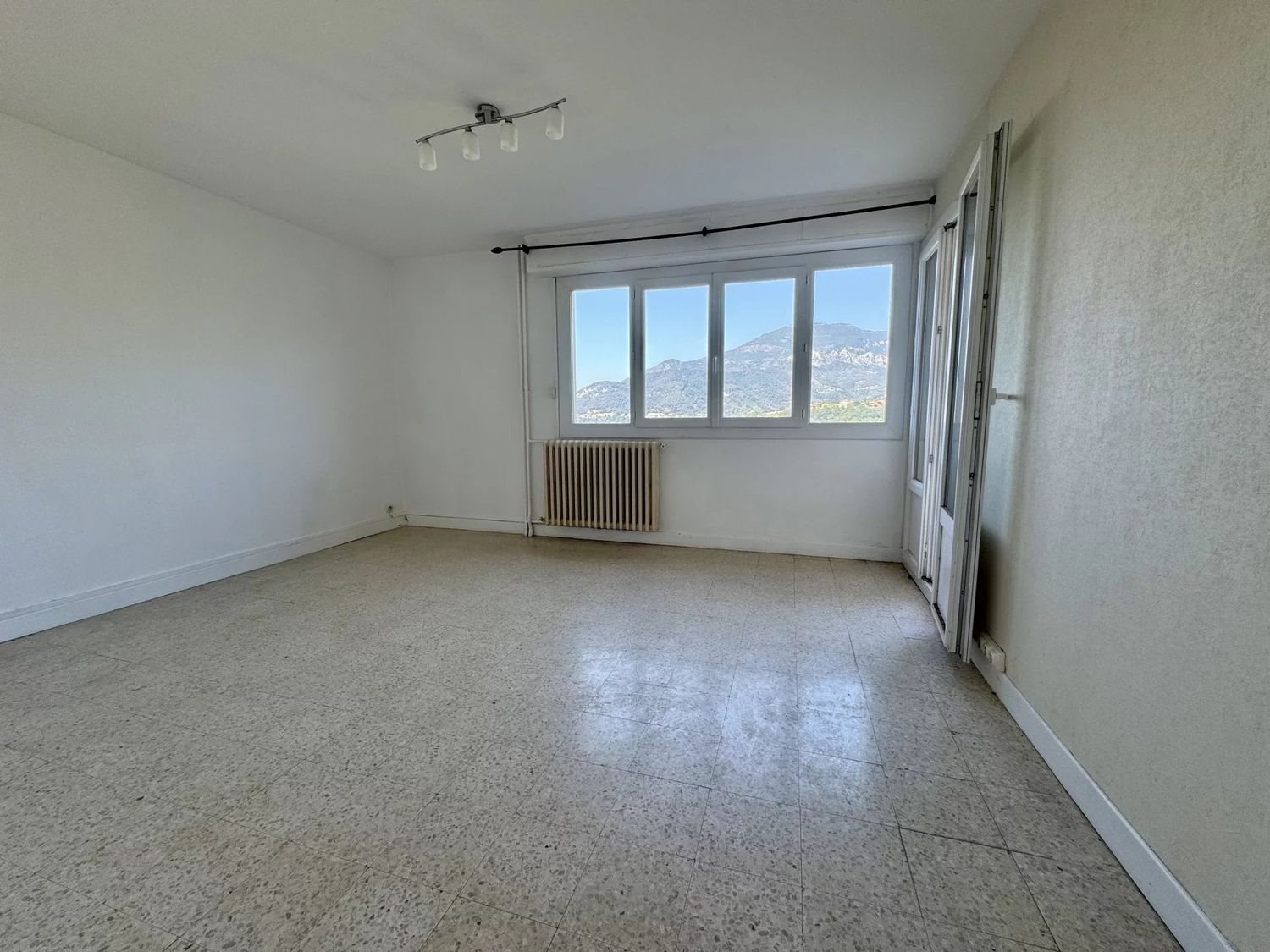 Appartement à vendre, 76m², Menton