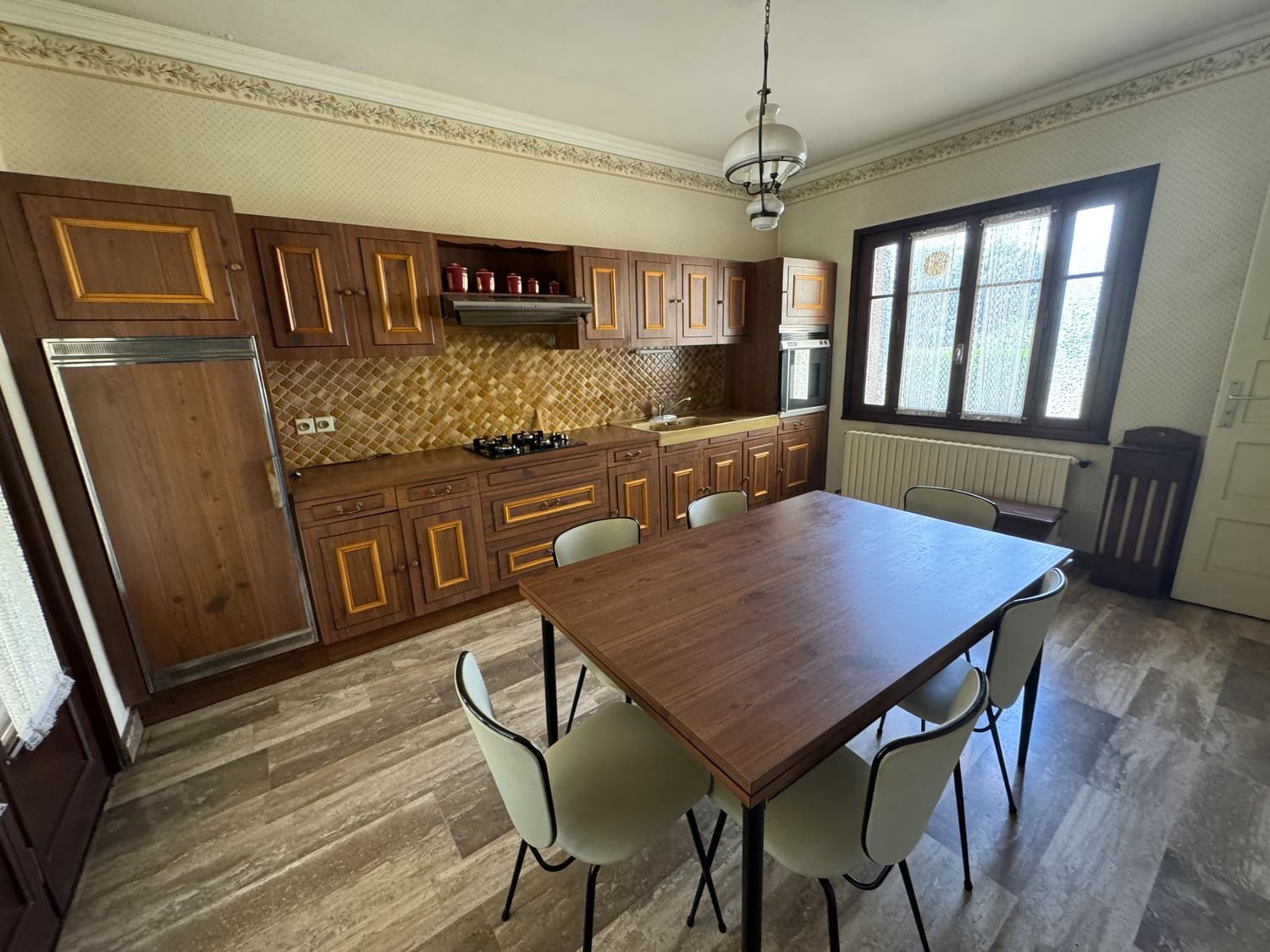 Maison à vendre, 270m², Roussillon