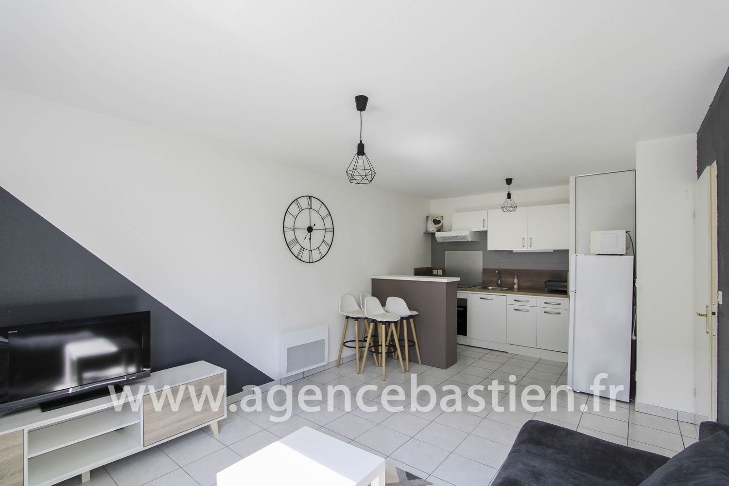 Appartement à louer, 40m², Cessy