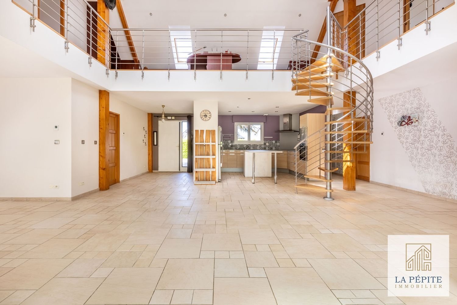 Maison à vendre, 250m², Doingt