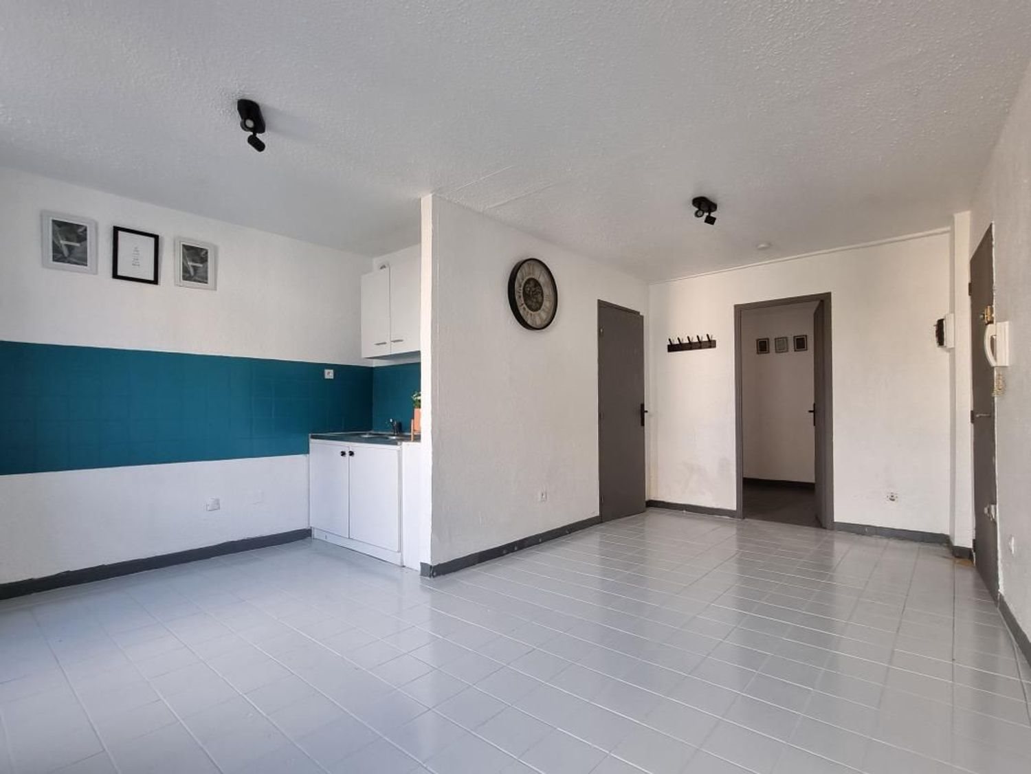 Appartement à louer, 30m², Alès