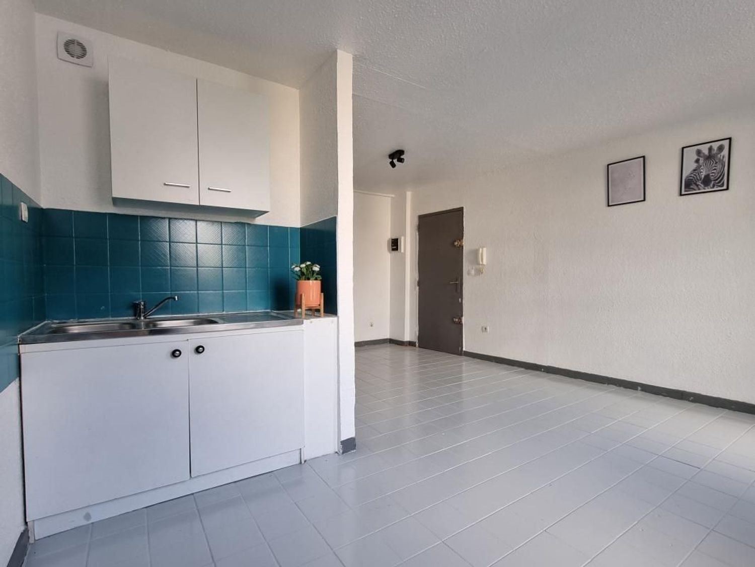 Appartement à louer, 30m², Alès