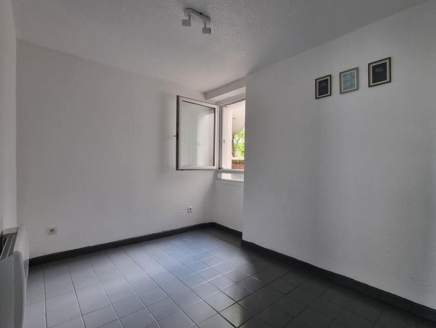 Appartement à louer, 30m², Alès