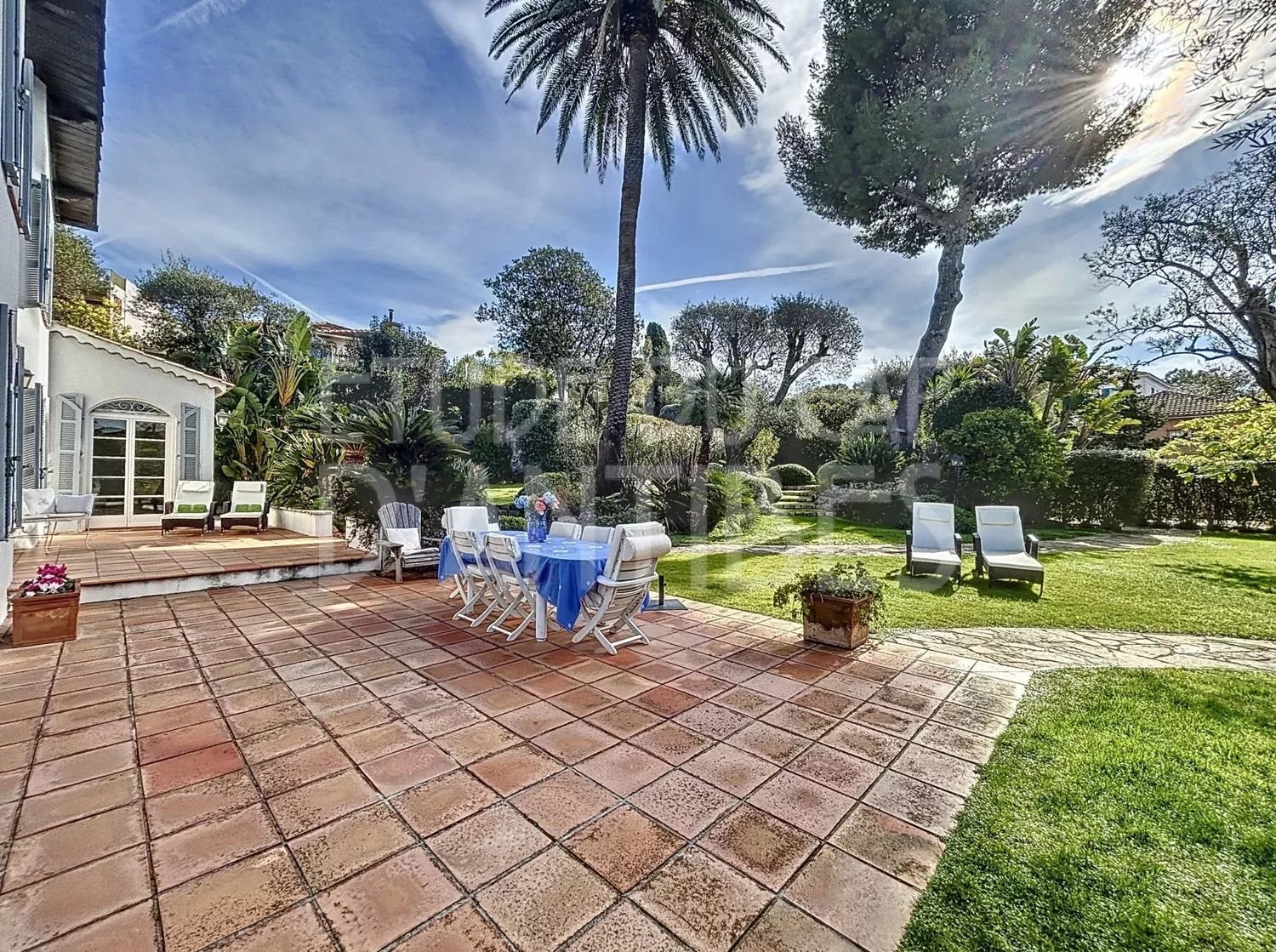 Maison à louer, 250m², Antibes