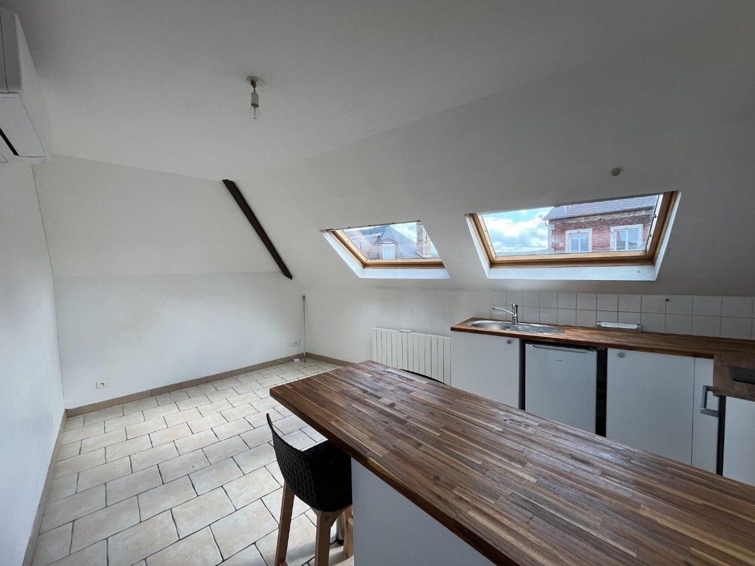 Appartement à louer, 25m², Saint-Aubin-lès-Elbeuf
