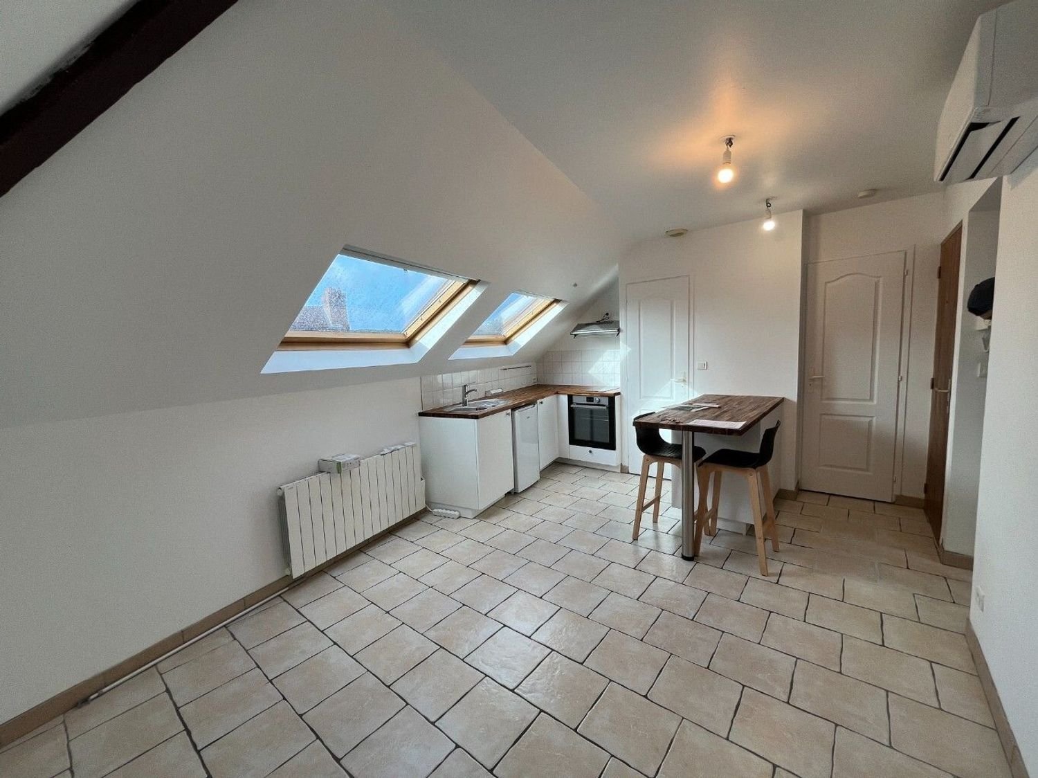 Appartement à louer, 25m², Saint-Aubin-lès-Elbeuf