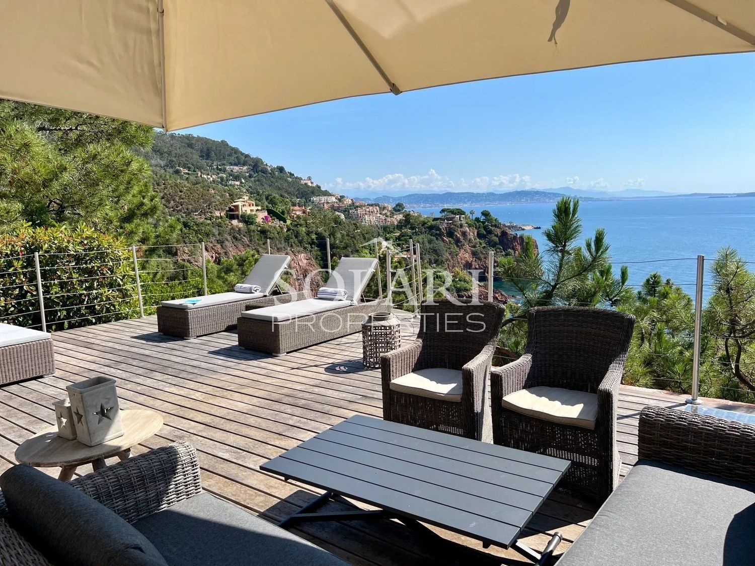 Maison à louer, 200m², Théoule-sur-Mer