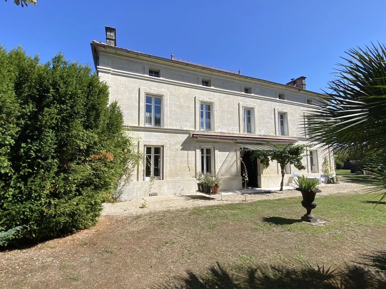 Maison à vendre, 440m², Sigogne