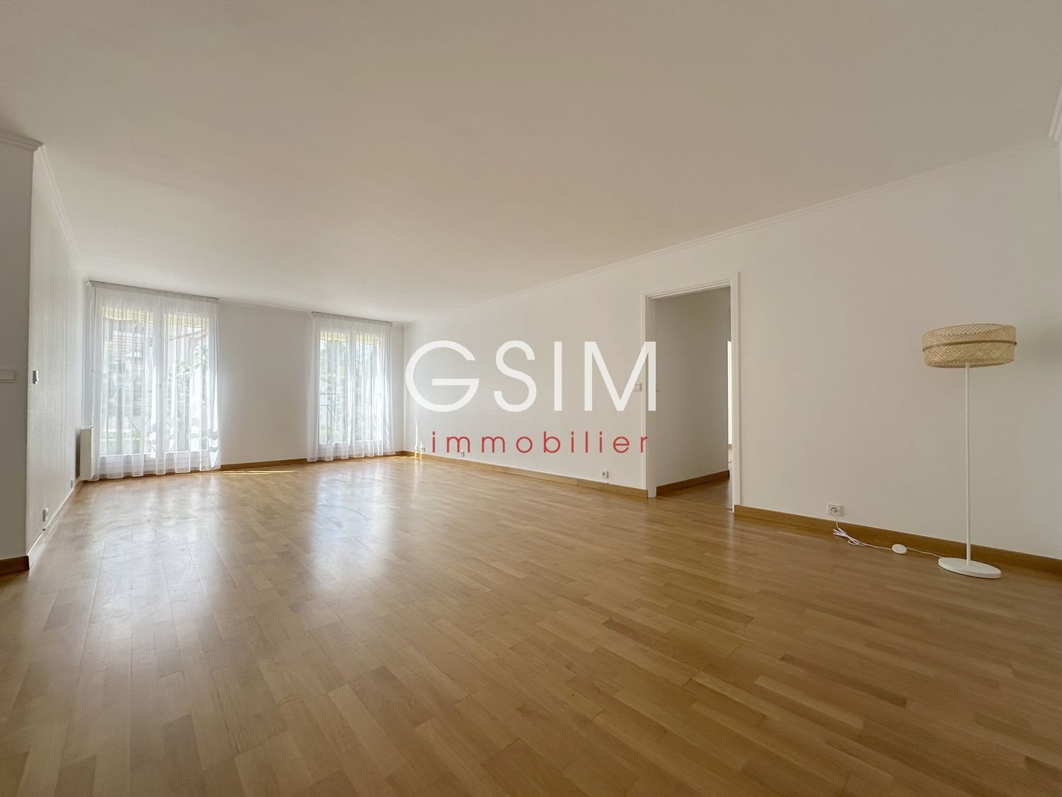 Appartement à louer, 83m², Garches