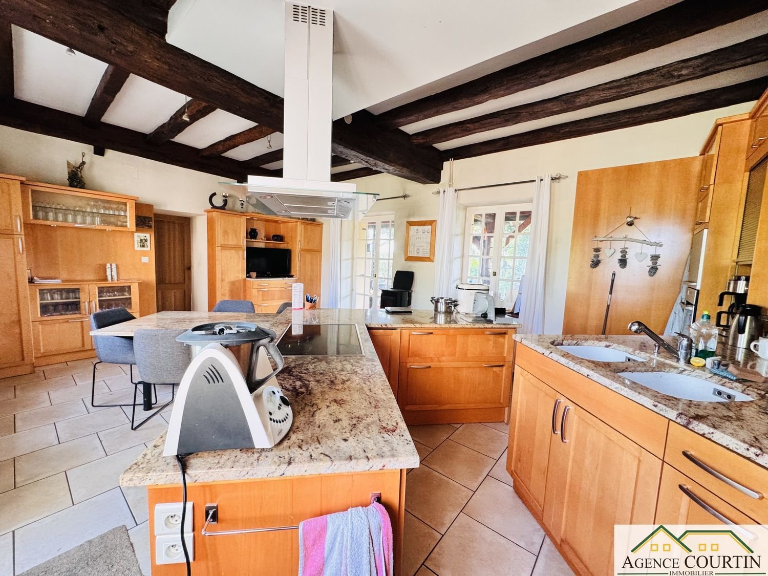 Maison à vendre, 249m², Varennes-le-Grand