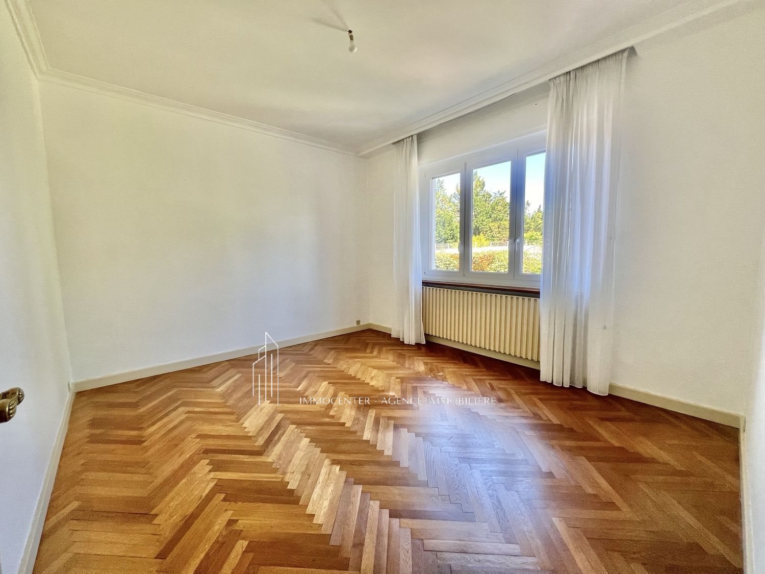Maison à vendre, 245m², Roussillon