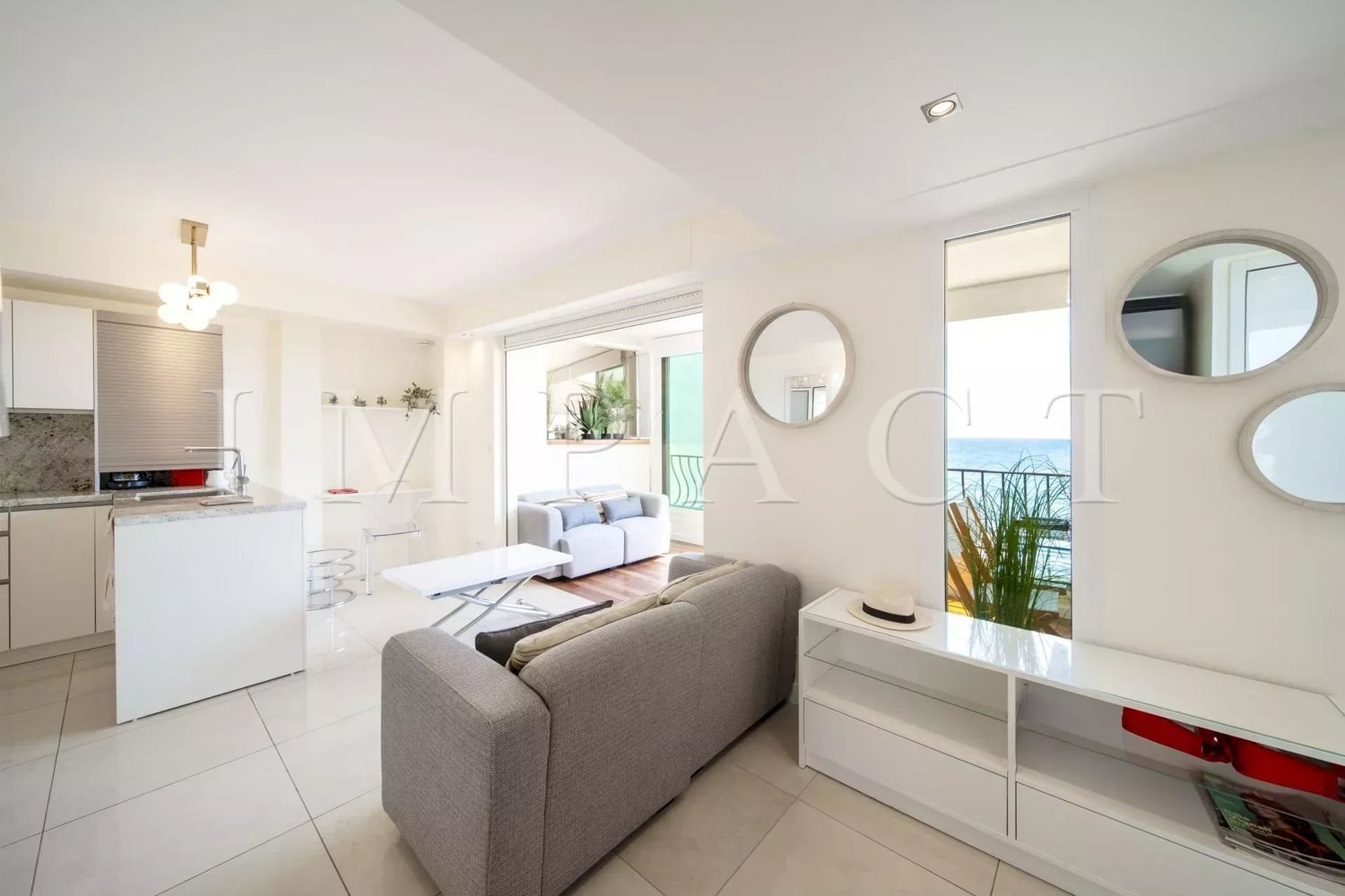 Appartement à louer, 78m², Cannes