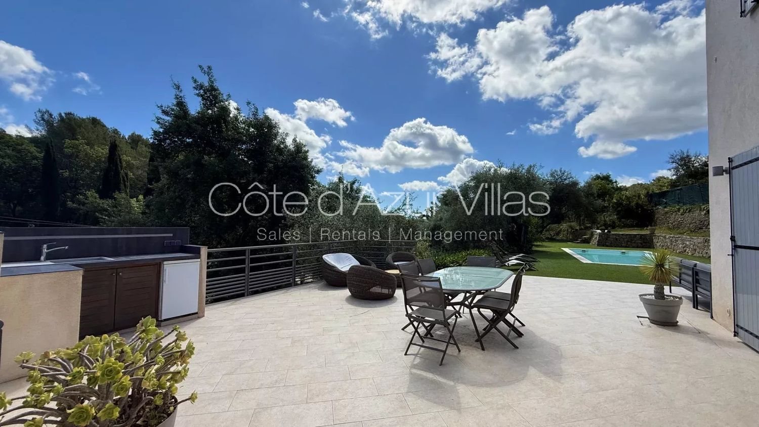 Maison à louer, 150m², Châteauneuf-Grasse