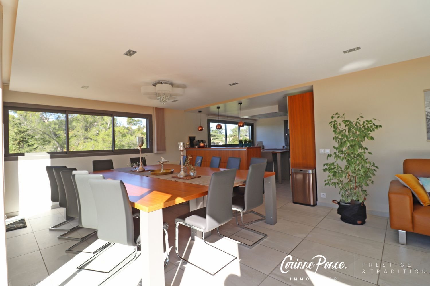 Maison à vendre, 196m², Nîmes