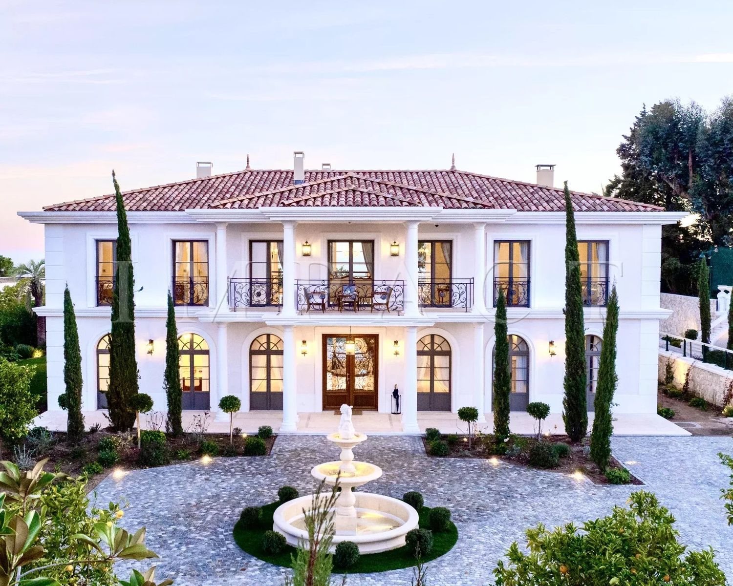 Maison à louer, 700m², Cannes