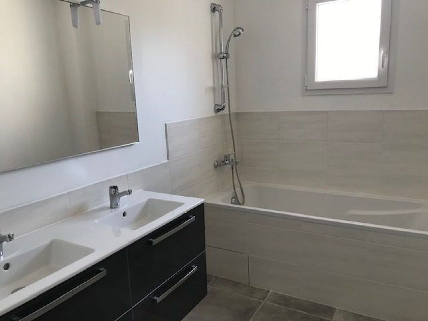 Maison à louer, 90m², Les Mages