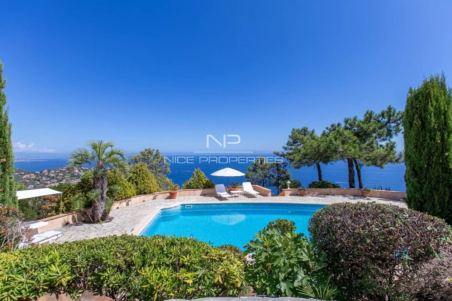 Maison à vendre, 265m², Théoule-sur-Mer