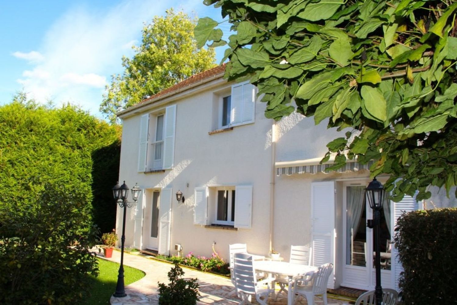 Maison à vendre, 135m², Saint-Nom-la-Bretèche