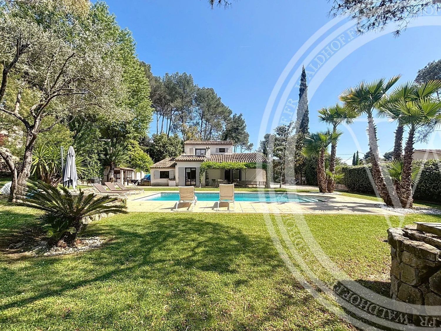 Maison à louer, 150m², Mougins