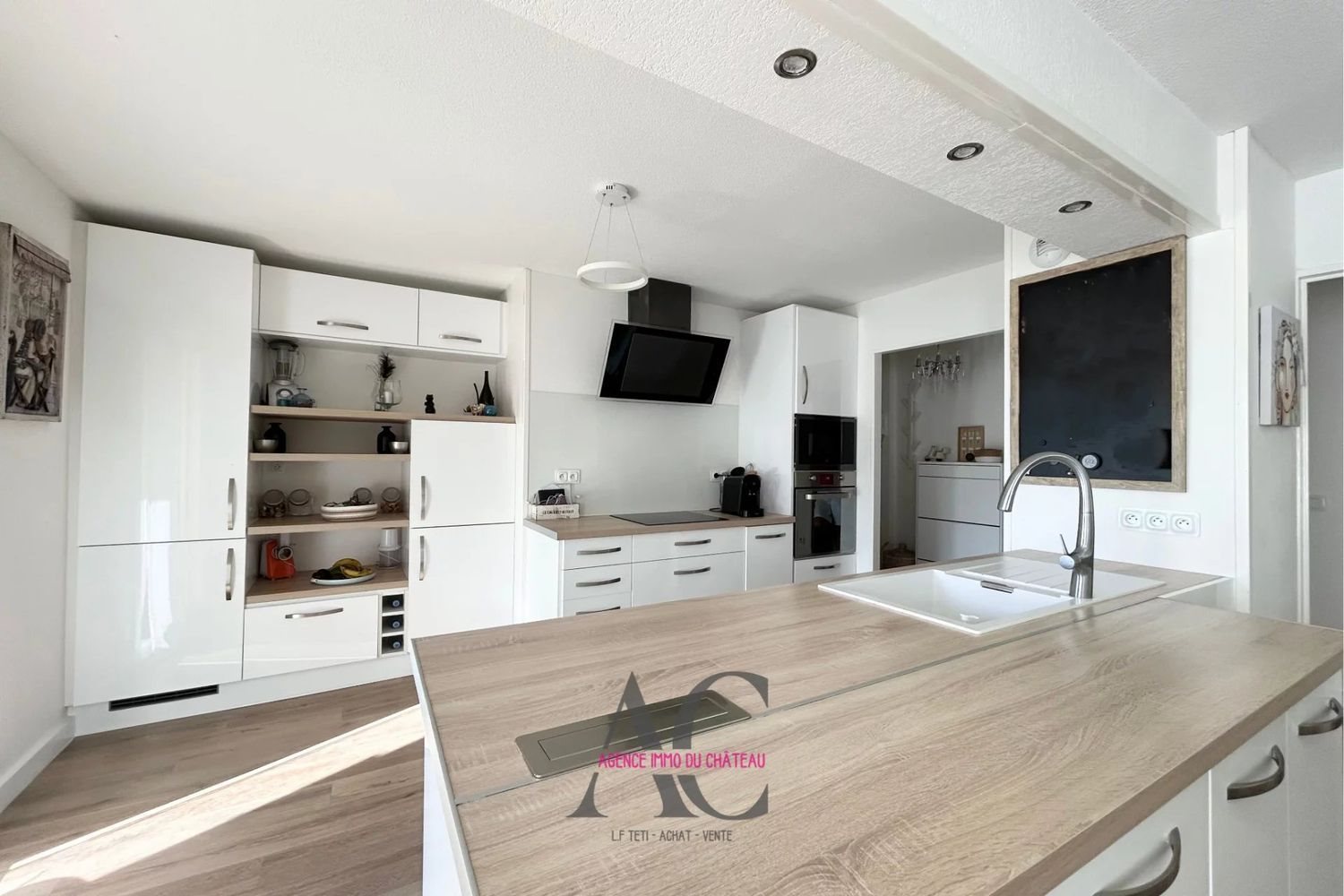 Appartement à vendre, 93m², Solliès-Pont