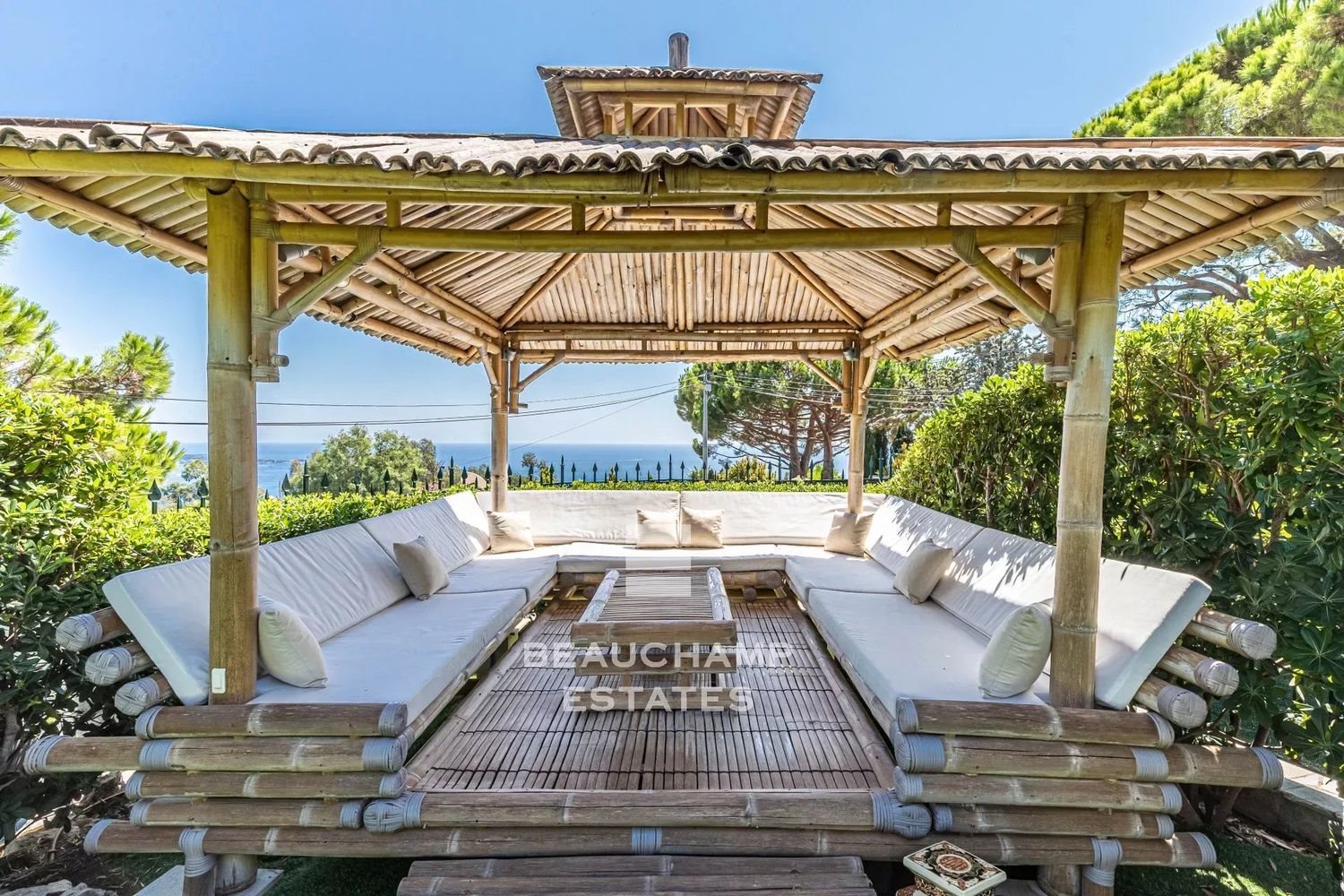 Maison à louer, 400m², Vallauris