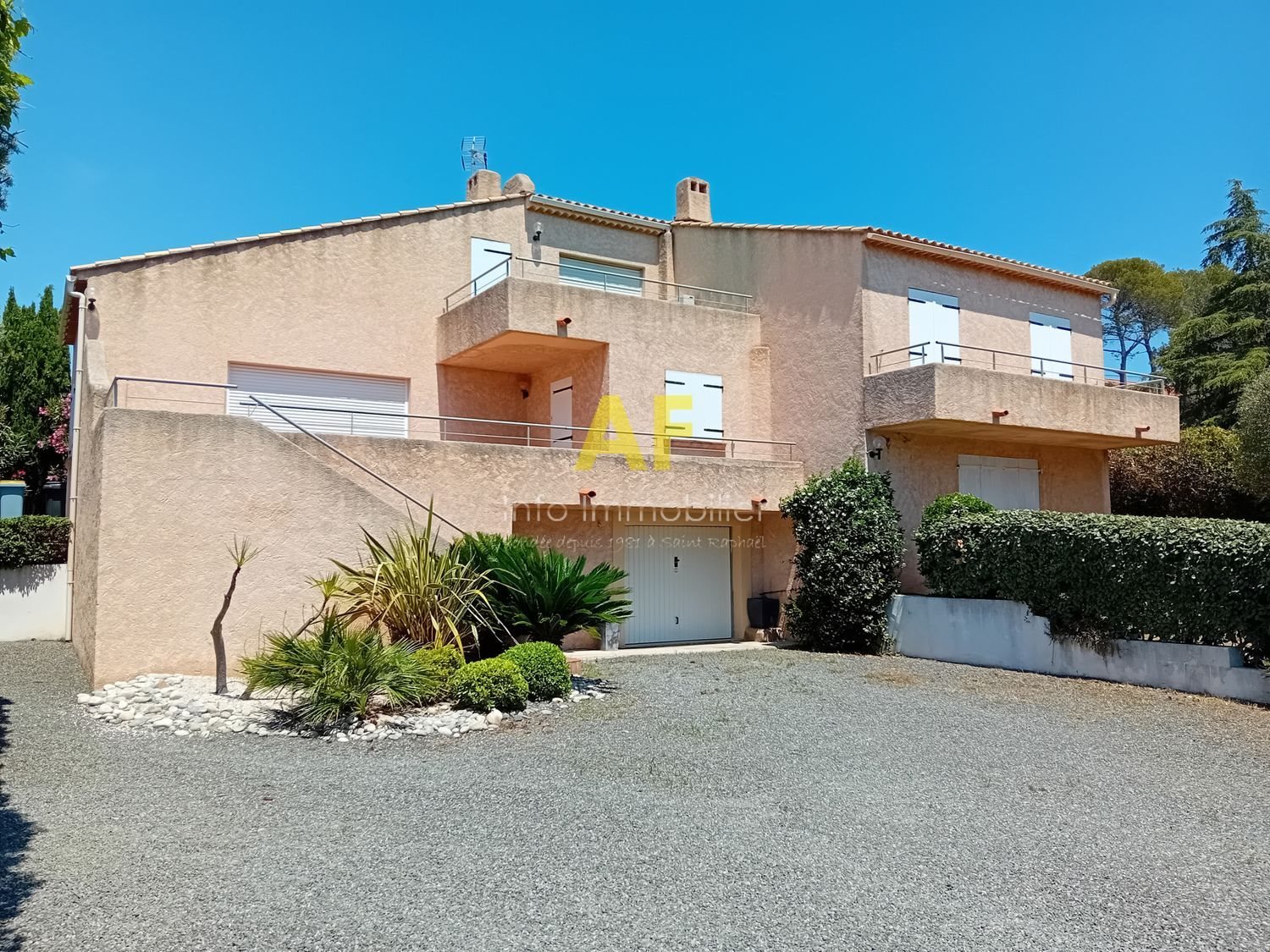 Maison à vendre, 131m², Saint-Raphaël